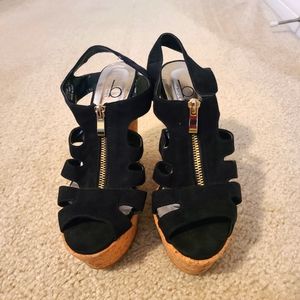 Black Platform Sandals 👡